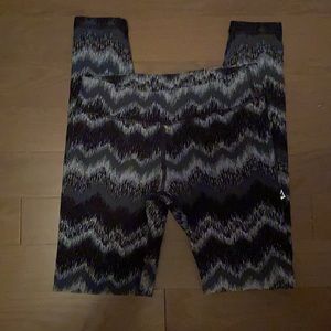 Ivivva size 14 black/grey/white leggings.
